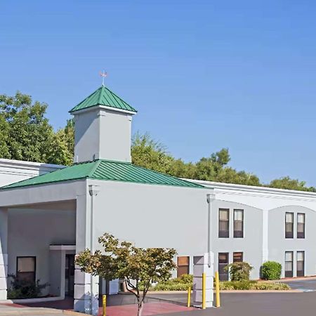 Rodeway Inn Chattanooga Zewnętrze zdjęcie